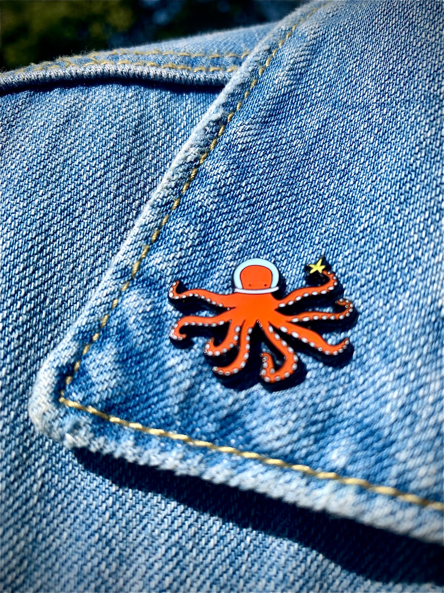 Octopus pin